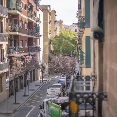 Apartment Bonito En Poble Sec