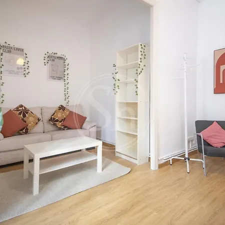 Apartment Bonito En Poble Sec