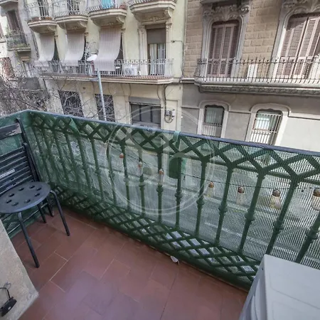 Bonito En Poble Sec Apartment *