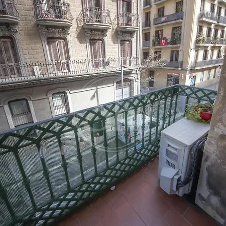 Bonito En Poble Sec Appartamento